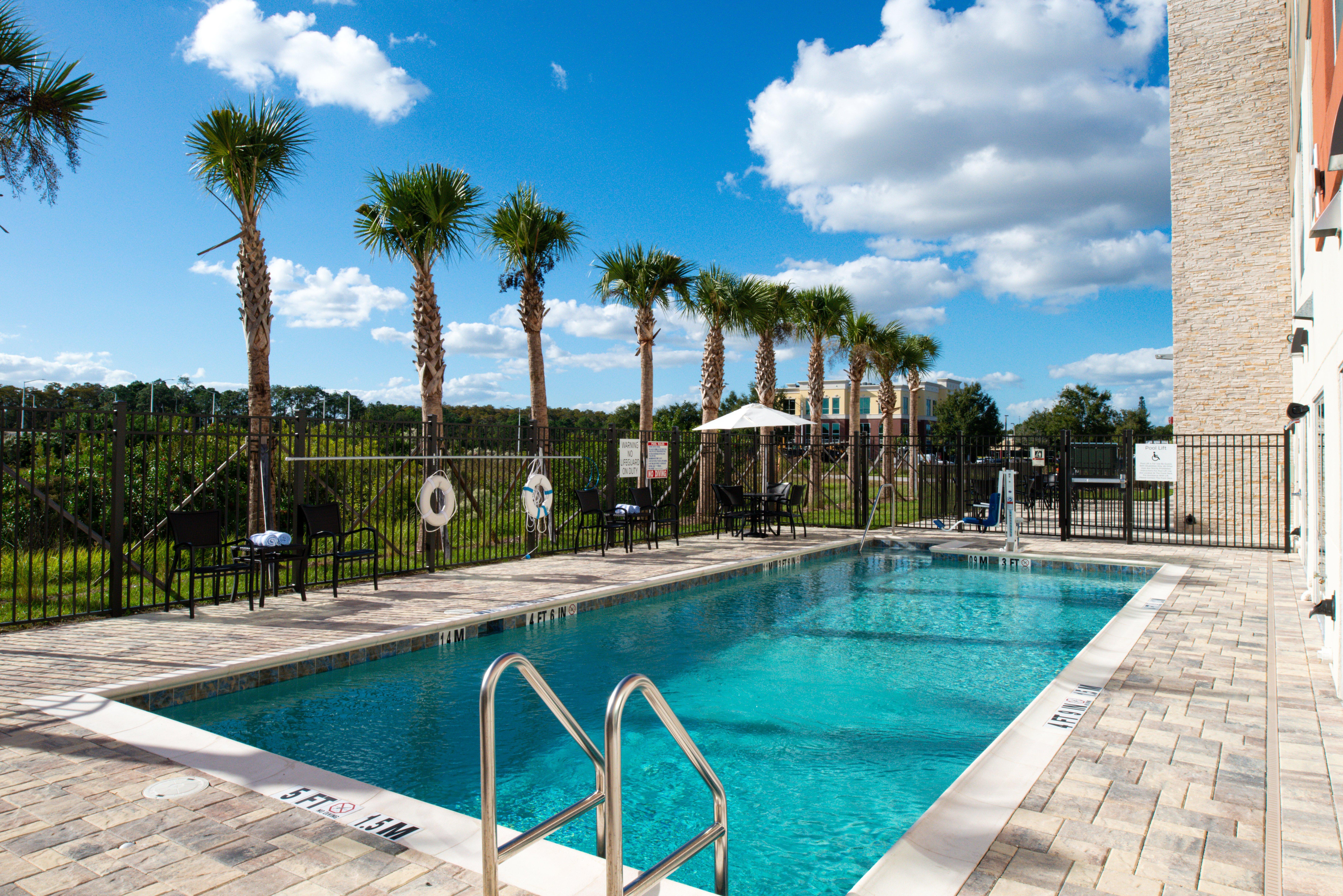 Holiday Inn Express Orlando - South Park, An Ihg Hotel מראה חיצוני תמונה