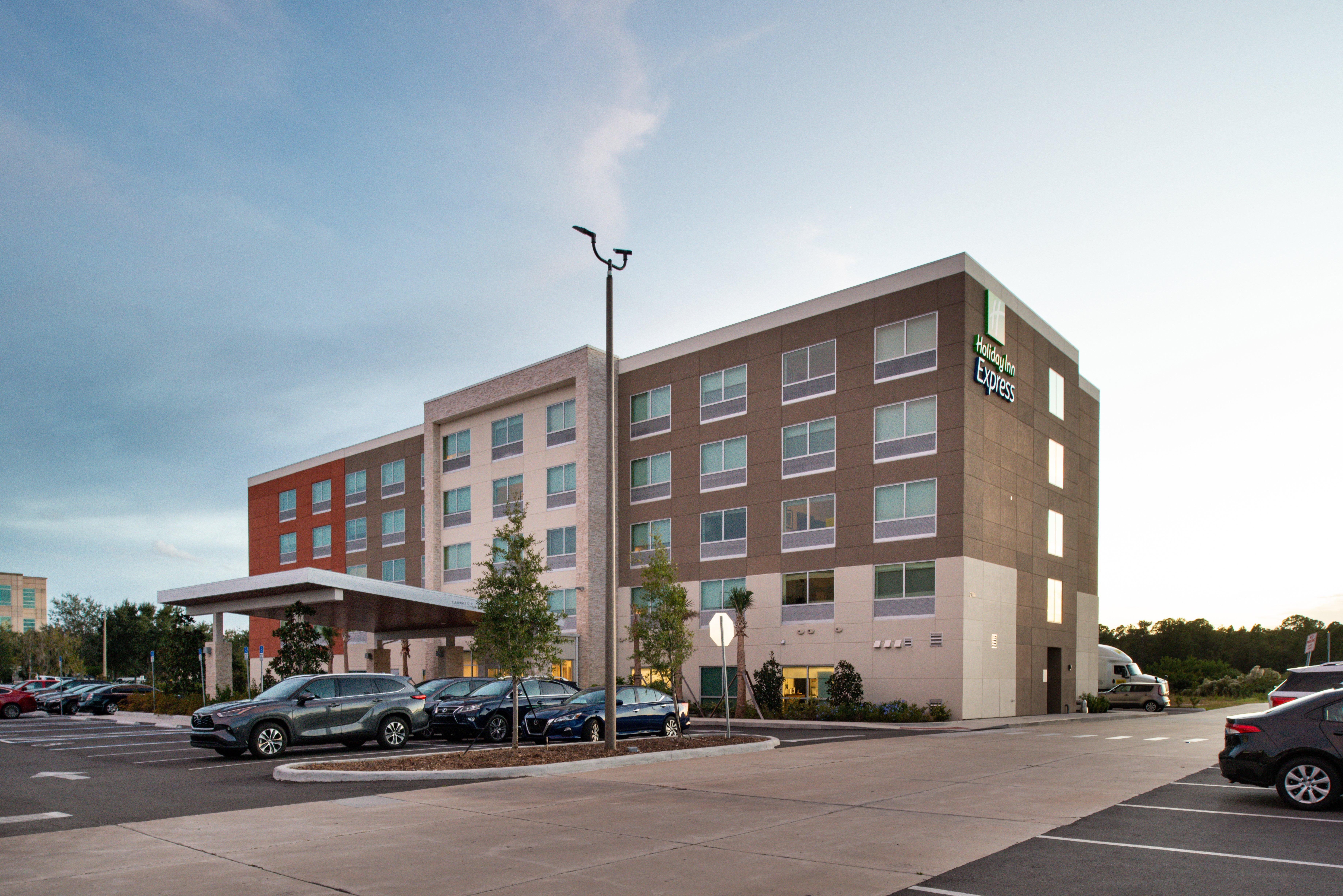 Williamsburg Holiday Inn Express Orlando - South Park By Ihg מראה חיצוני תמונה
