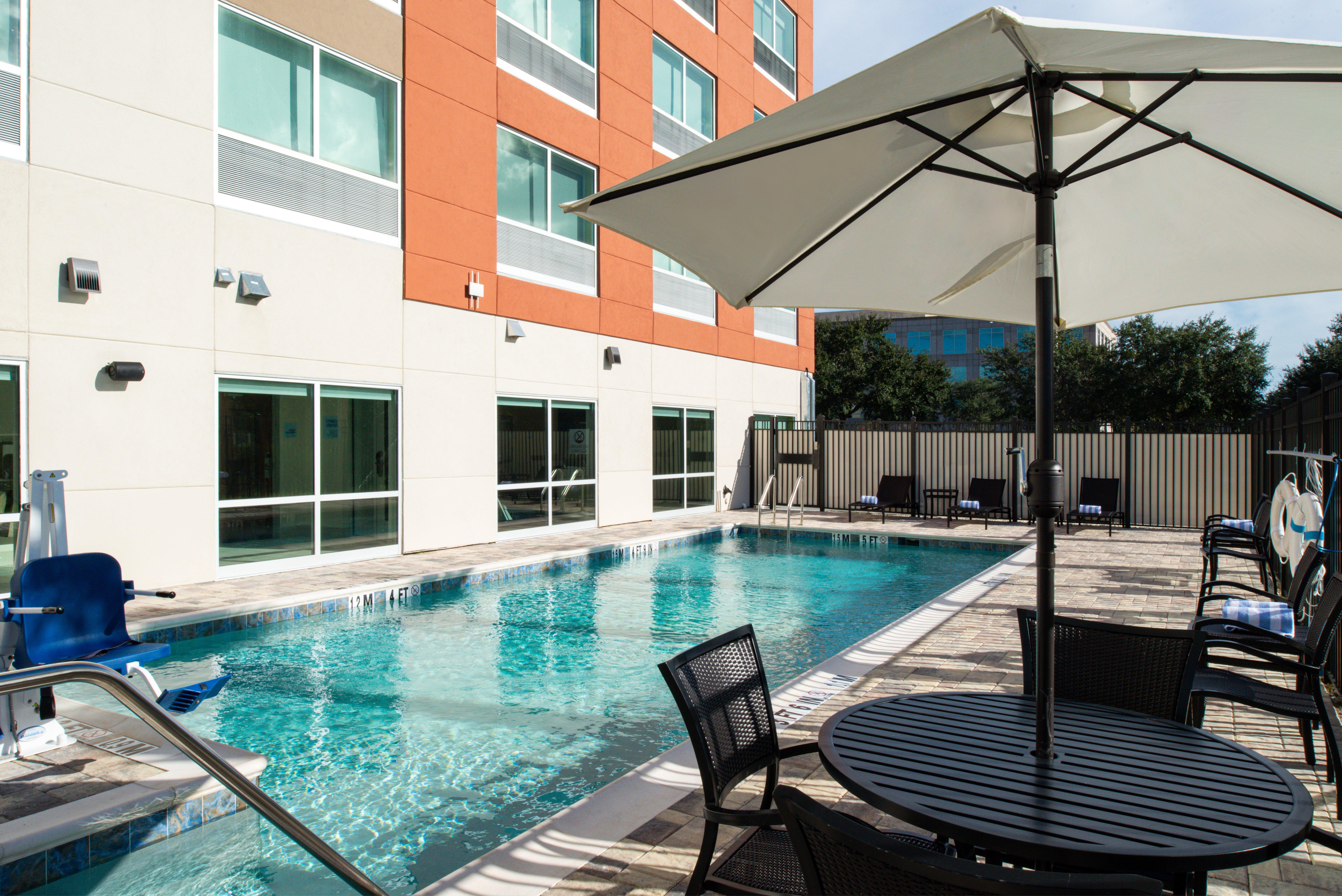 Holiday Inn Express Orlando - South Park, An Ihg Hotel מראה חיצוני תמונה